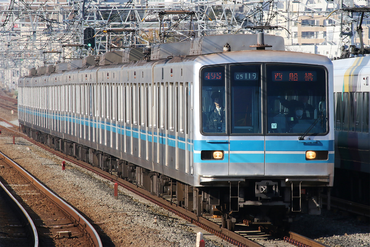 東京メトロ  05系 05-119F