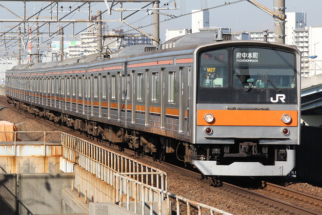 205系ケヨM27編成を舞浜駅で撮影した写真