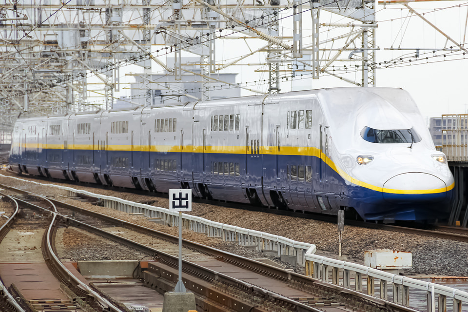 JR東E4系P22編成の写真