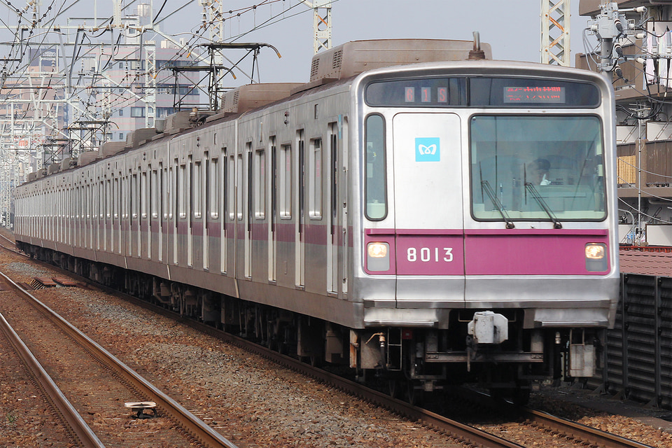 メトロ8000系8113F<br class="br-sp" />(8113編成)の写真