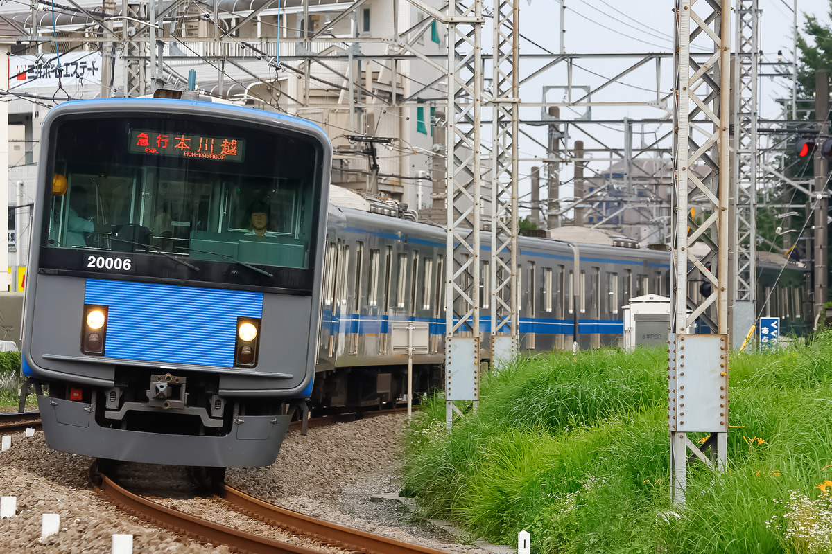 西武鉄道  20000系 20106F