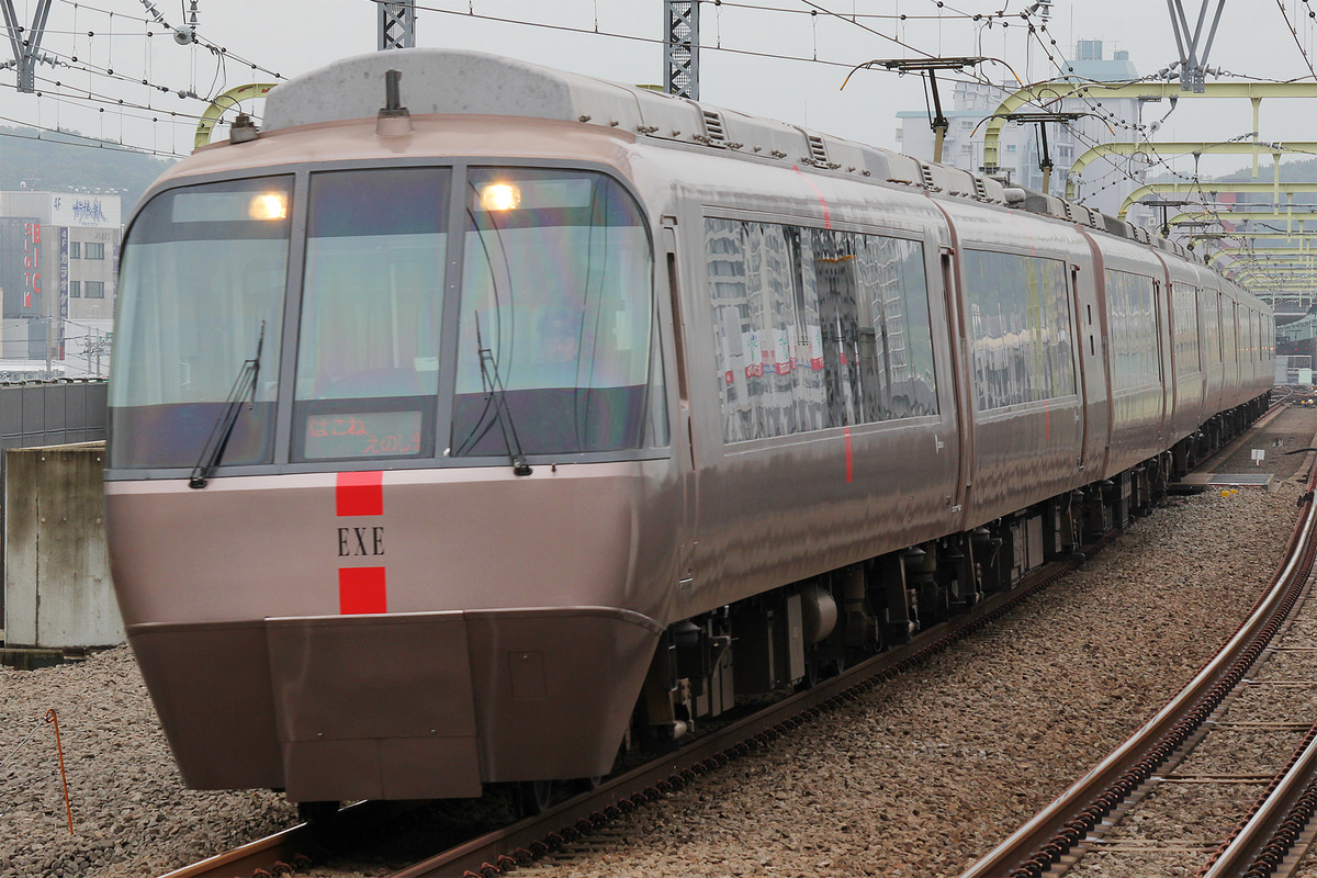 小田急電鉄  30000形 