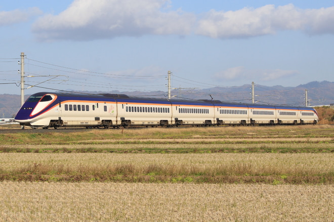 山形新幹線車両センターE3系L54編成を赤湯～高畠間で撮影した写真