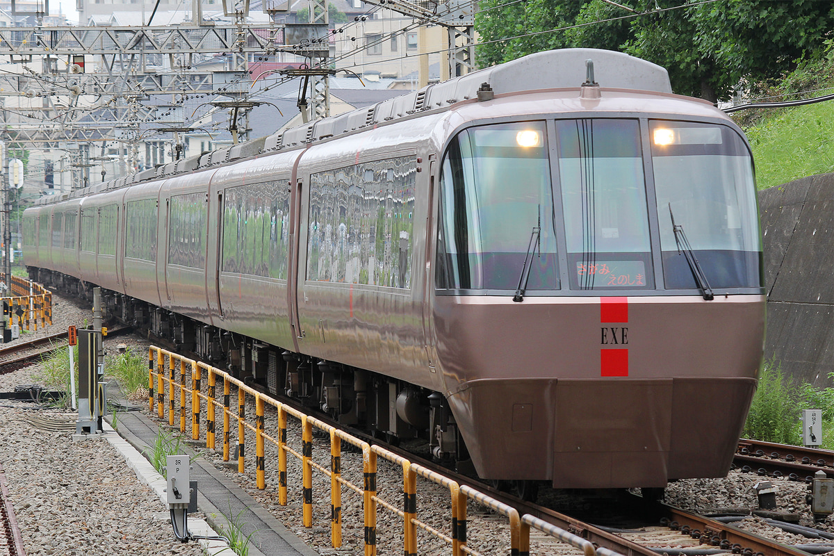小田急電鉄  30000形 
