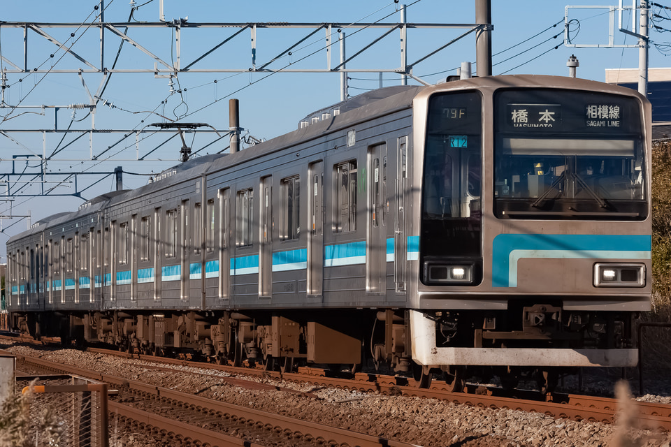 JR東205系コツR12編成<br class="br-sp" />(コツR12)(R12)の写真