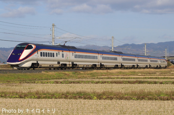 山形新幹線車両センターE3系L64編成を赤湯～高畠間で撮影した写真