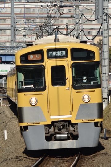 西武鉄道  新2000系 
