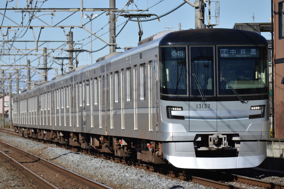 メトロ13000系13137F<br class="br-sp" />(13137編成)の写真