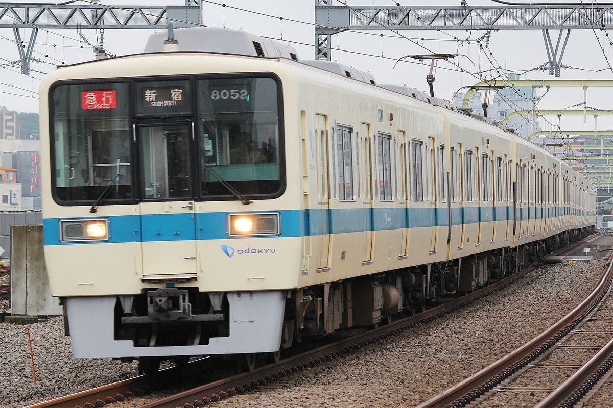 小田急電鉄  8000形 8052F
