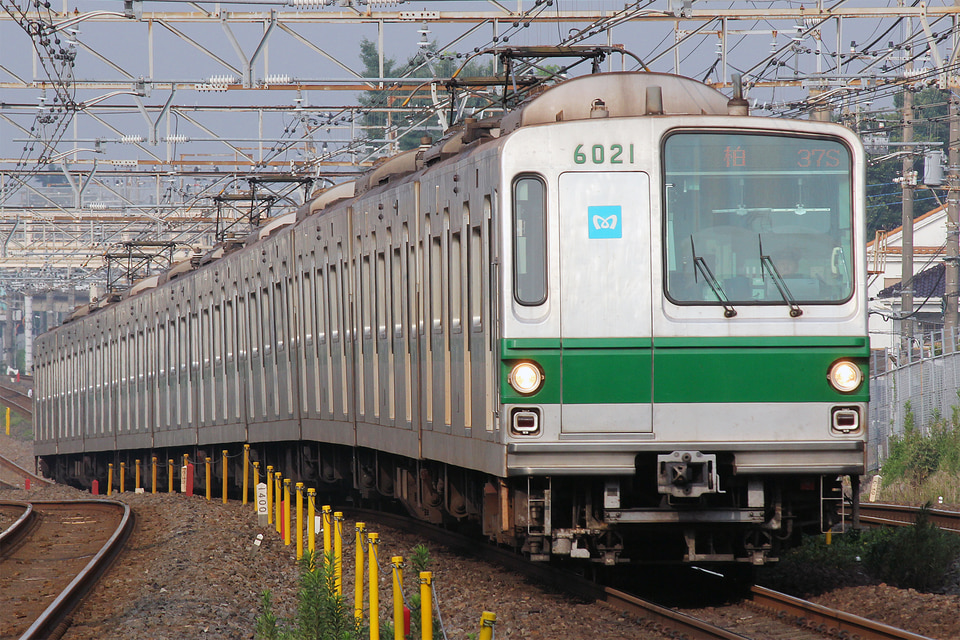 メトロ6000系6121F<br class="br-sp" />(6121編成)の写真