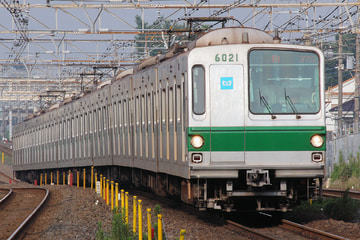 東京メトロ  6000系 6121F