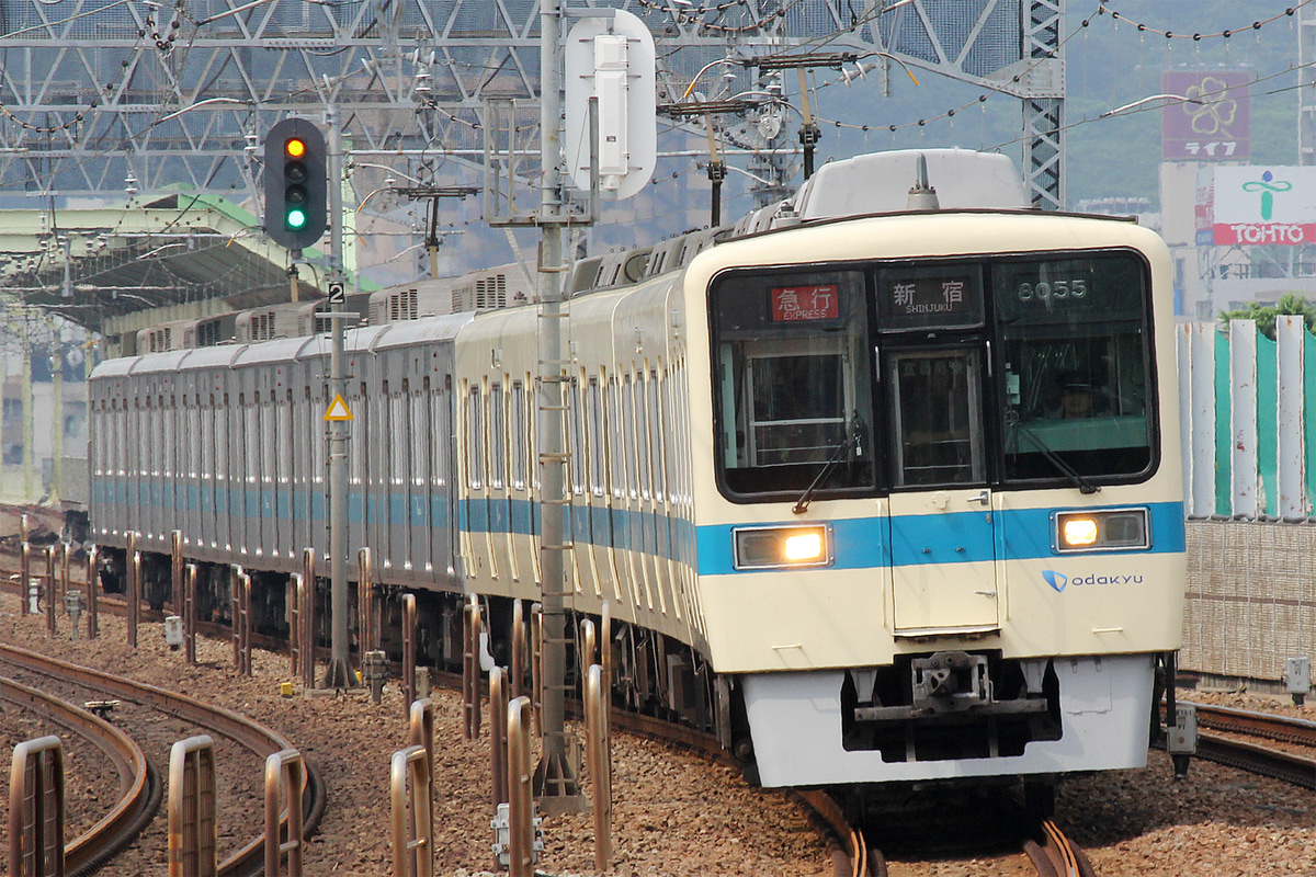 小田急電鉄  8000形 8055F