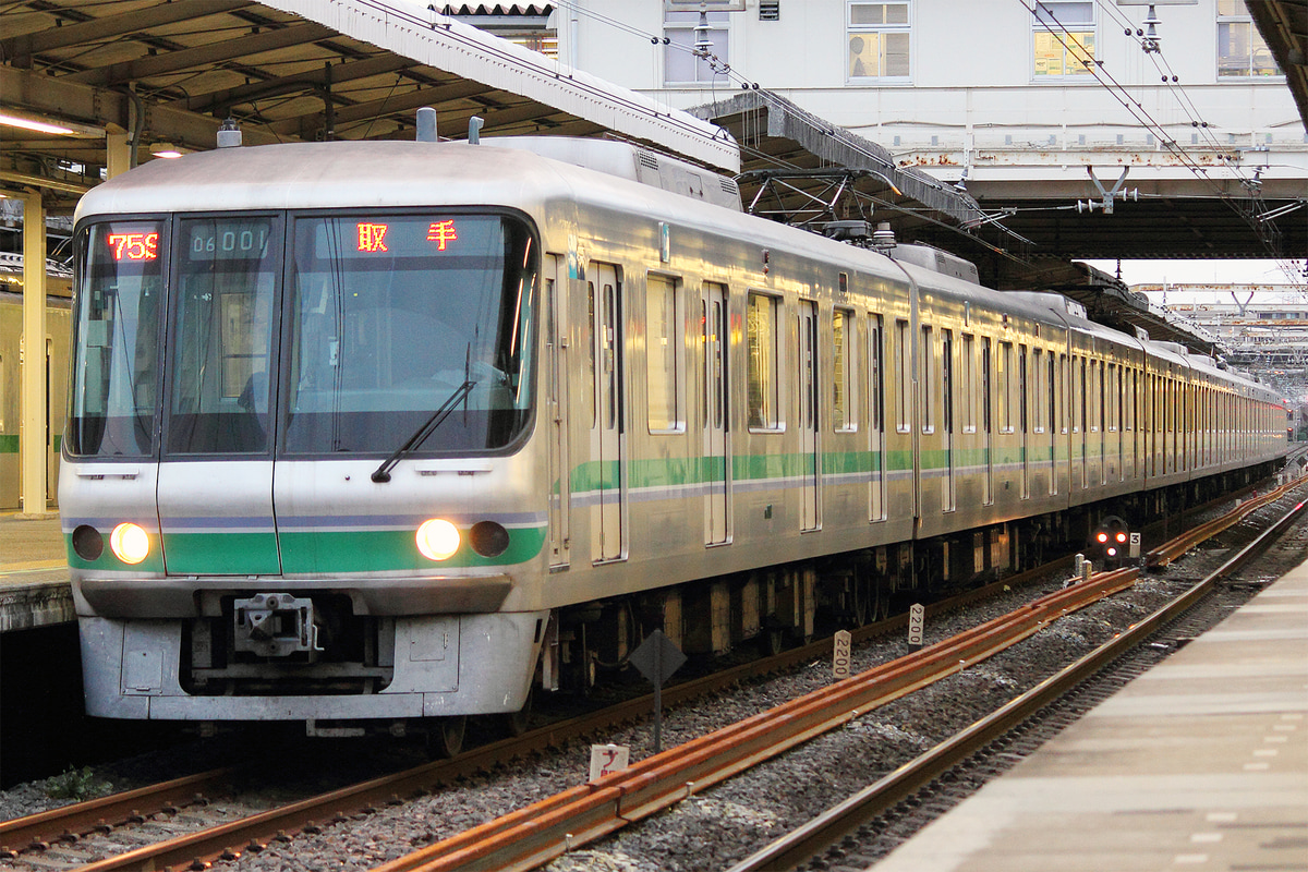 東京メトロ  06系 06-101F