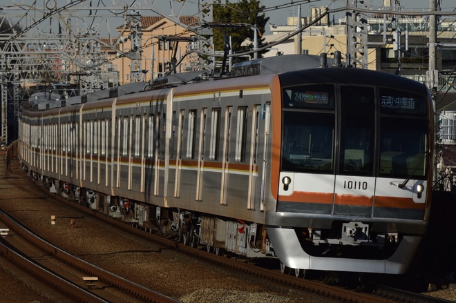 和光検車区10000系10110Fを多摩川駅で撮影した写真