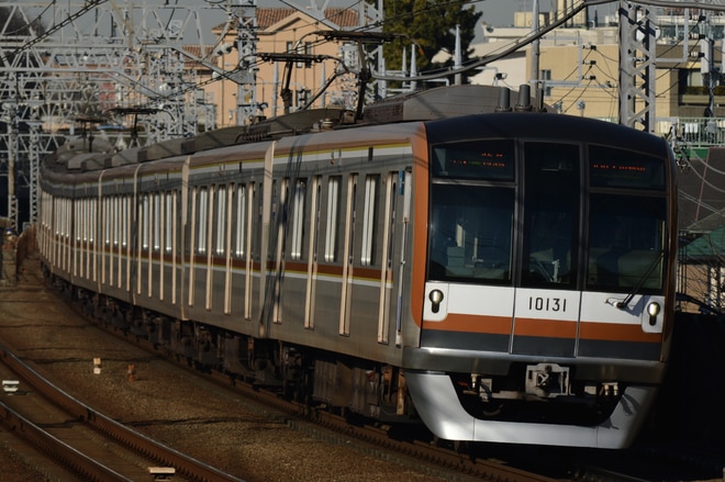 和光検車区10000系10131Fを多摩川駅で撮影した写真
