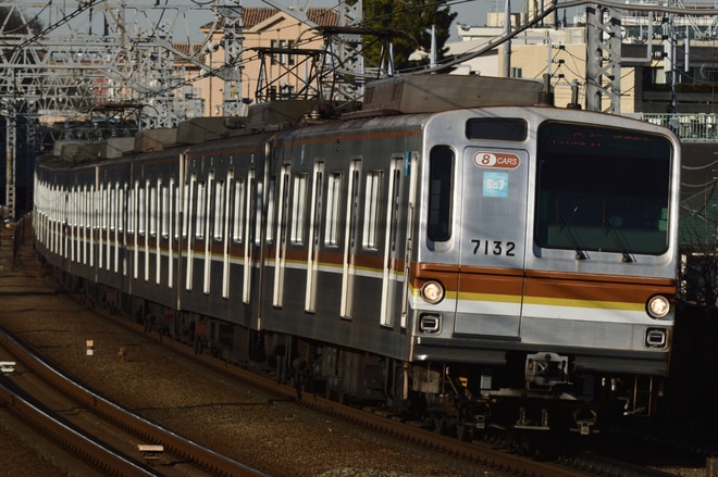 和光検車区7000系7132Fを多摩川駅で撮影した写真