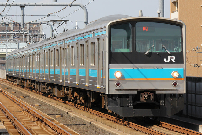205系HI601編成を南田辺駅で撮影した写真
