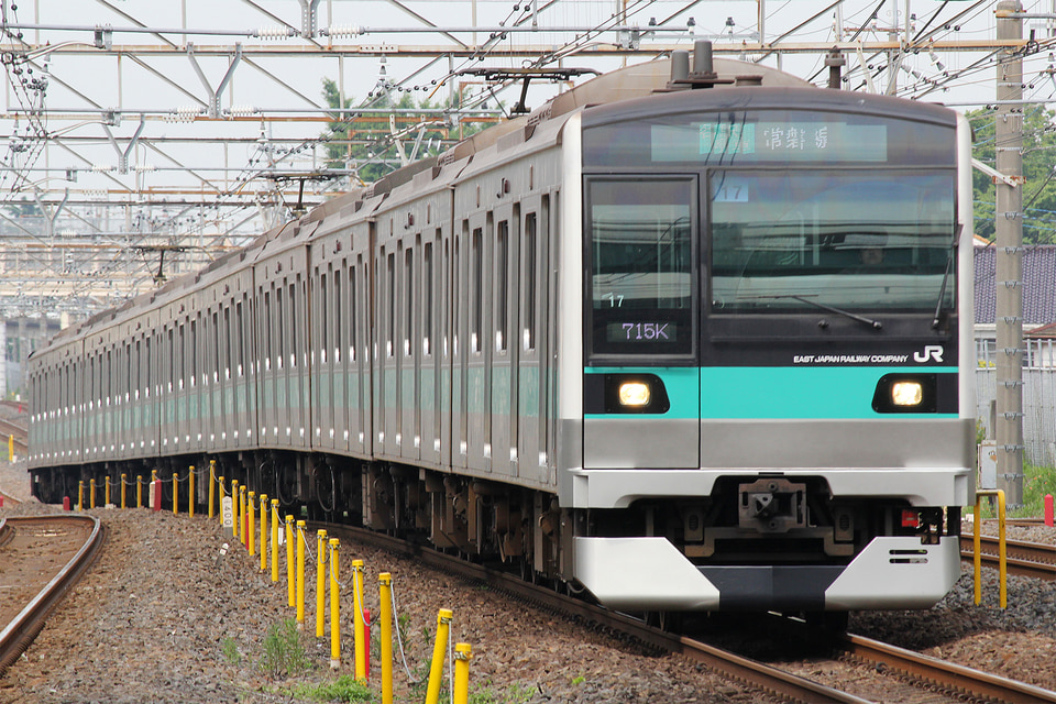 JR東E233系マト17編成の写真