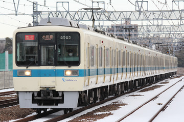 小田急電鉄  8000形 8263F