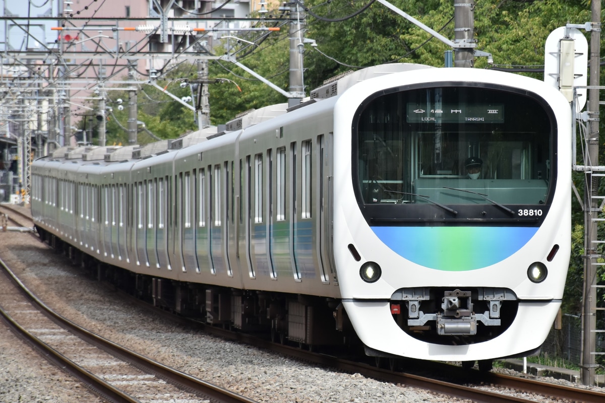 西武鉄道 南入曽車両基地 30000系 38110F