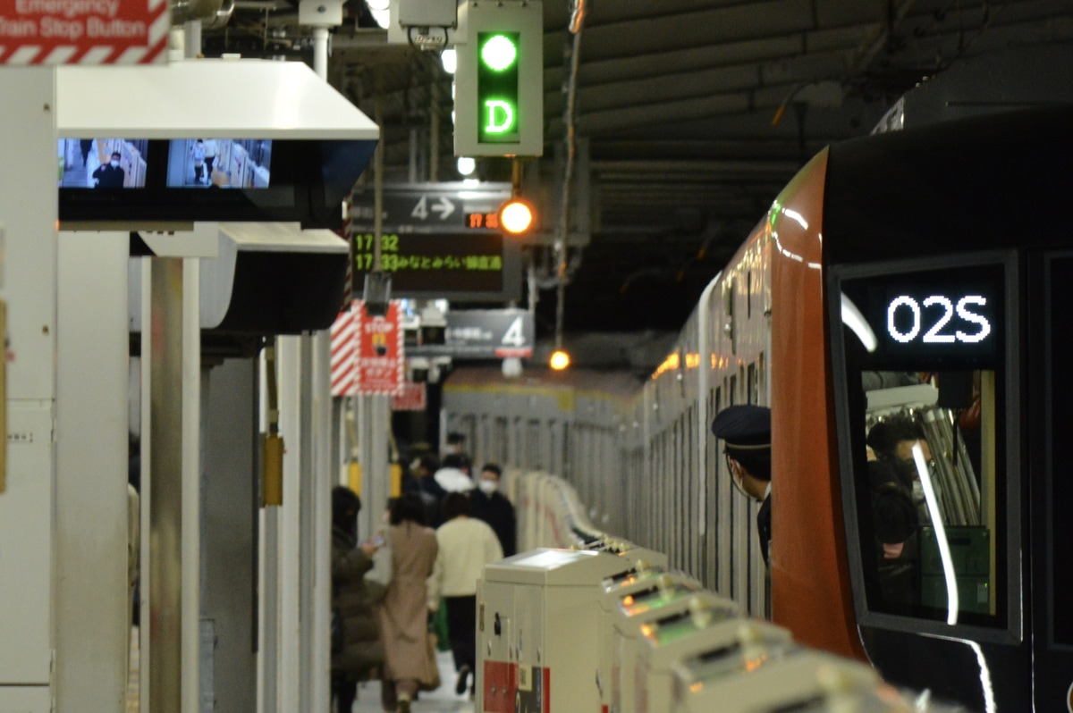 東京メトロ  17000系 