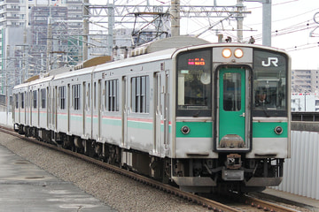 JR東日本  701系 センF2-22編成