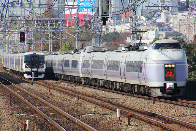 E351系モトS22編成を西荻窪駅で撮影した写真