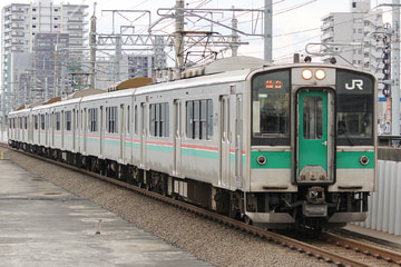JR東日本  701系 センF4-16編成