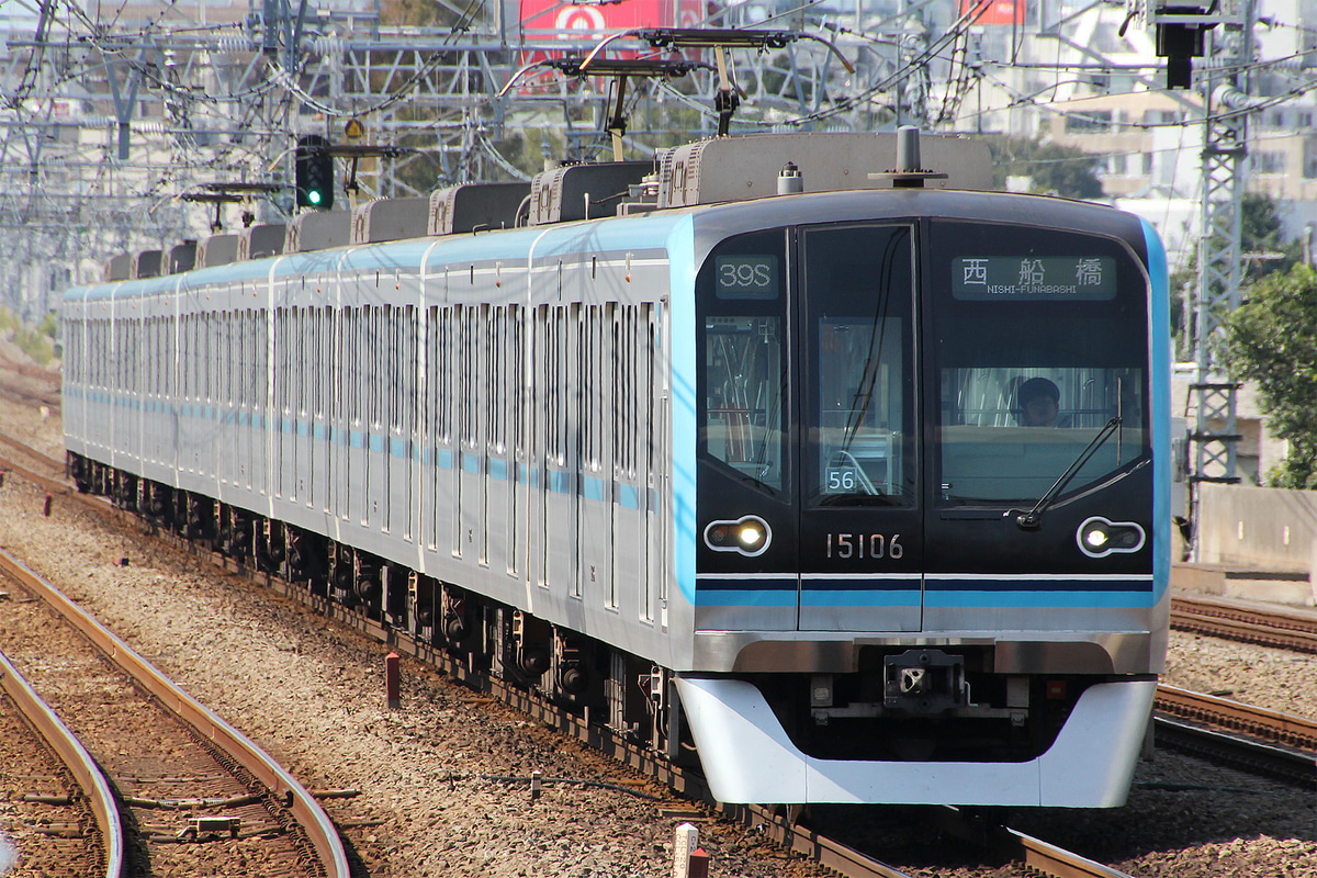 東京メトロ  15000系 15106F