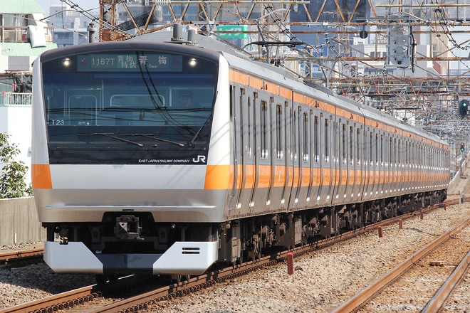 E233系トタT23編成を阿佐ケ谷駅で撮影した写真