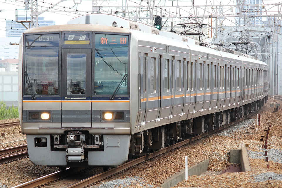 JR西207系S4編成の写真