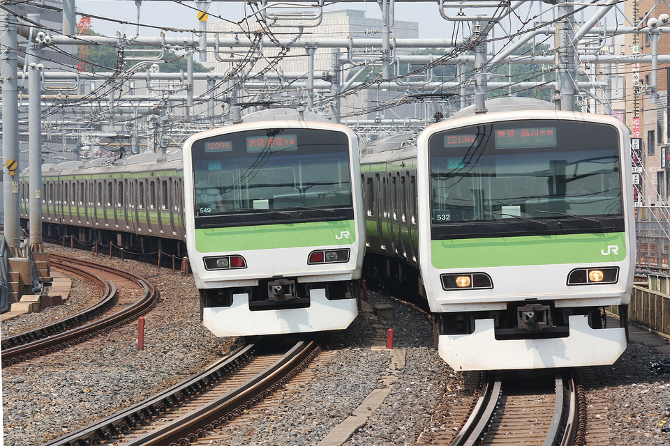 JR東E231系トウ532編成<br class="br-sp" />(トウ532)(ヤテ532)(ヤテ532編成)の写真