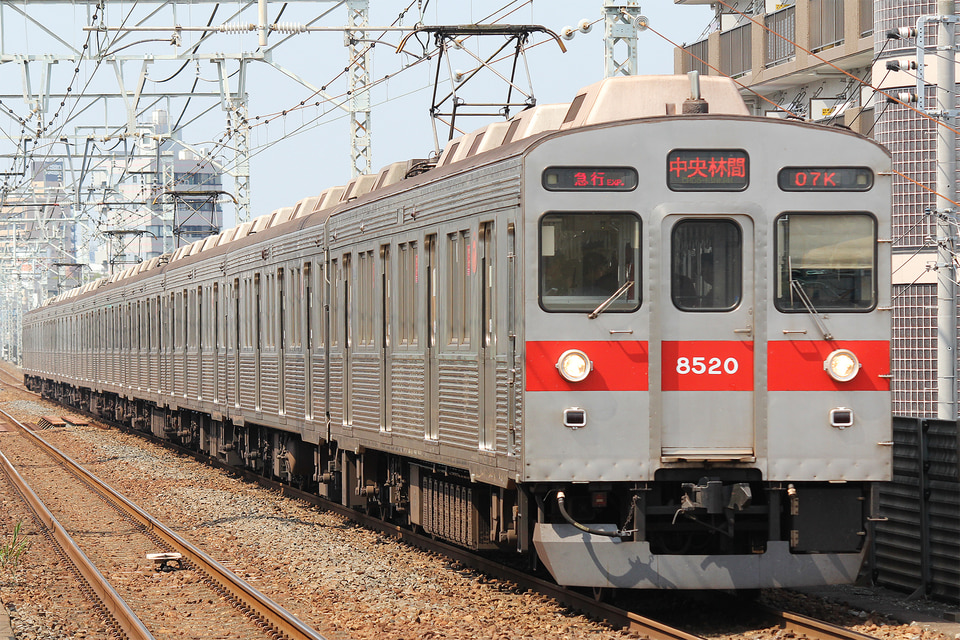 東急8500系8620F<br class="br-sp" />(8620編成)の写真