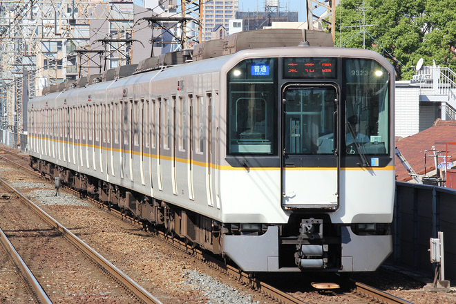 9820系EH23編成を今里駅で撮影した写真