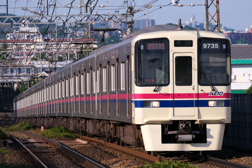 京王9000系9735F<br class="br-sp" />(9735編成)の写真