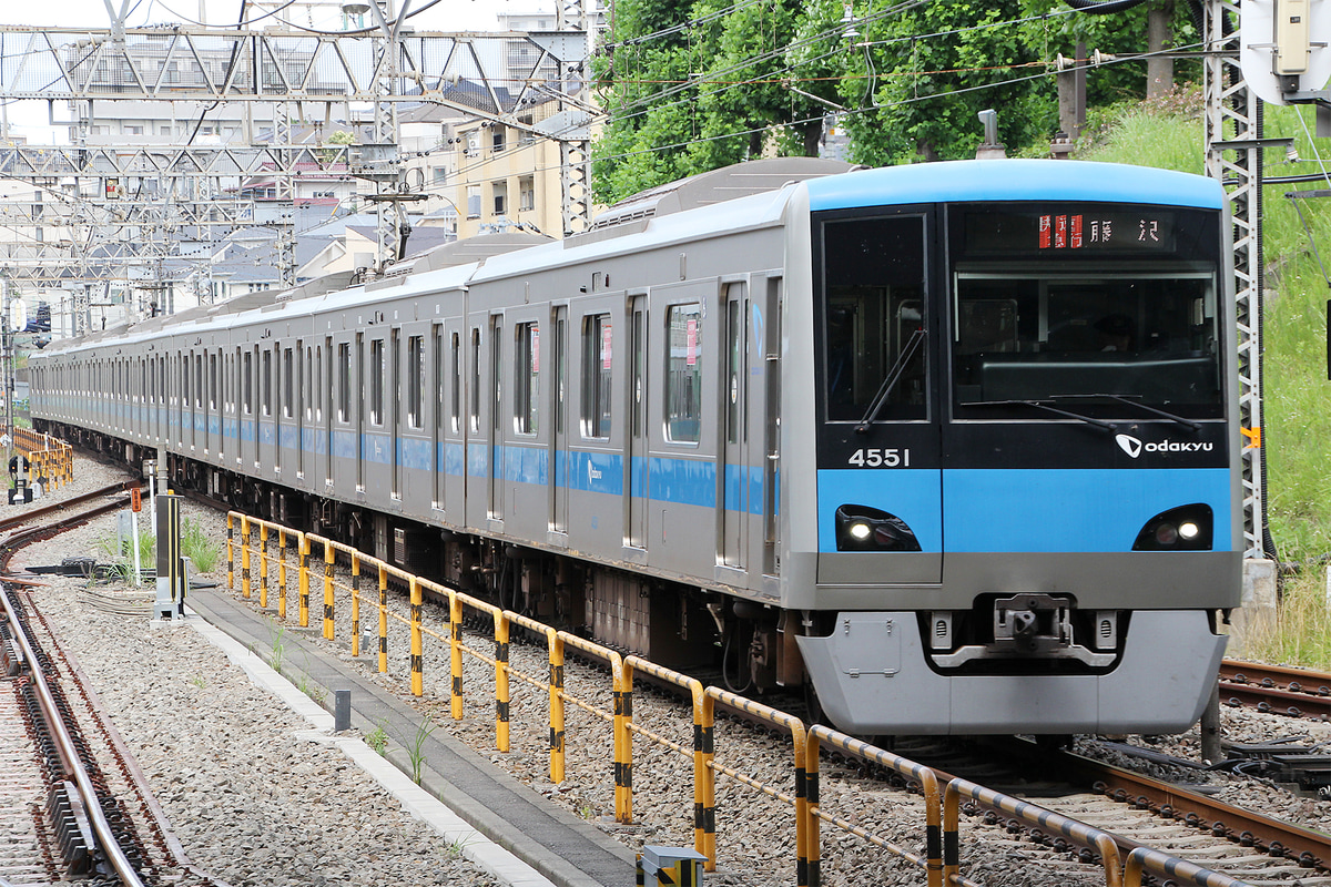 小田急電鉄  4000形 4051F