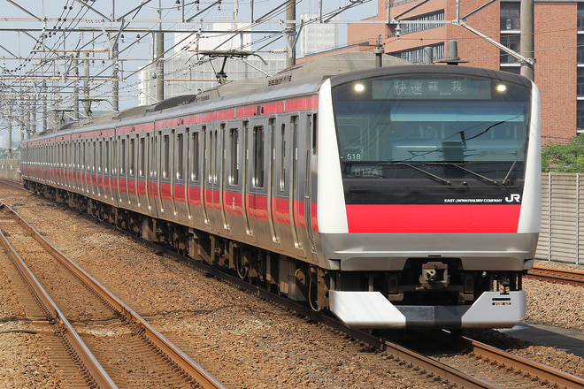 E233系ケヨ518編成を新浦安駅で撮影した写真