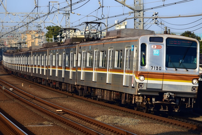 7000系7130Fを多摩川駅で撮影した写真