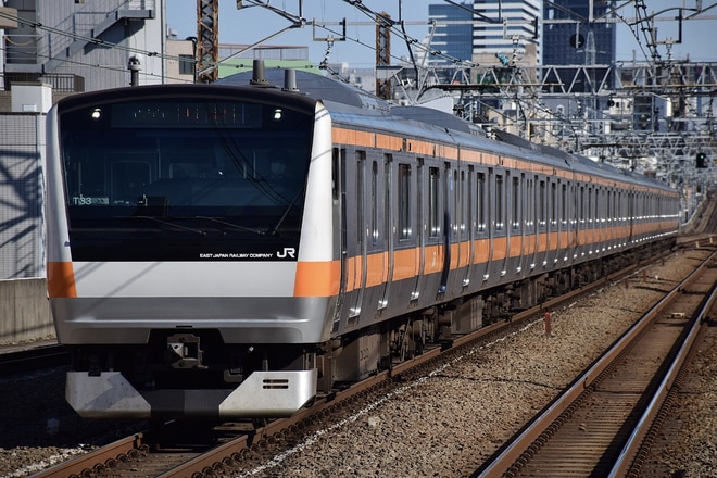 豊田車両センター本区E233系八トタT33編成を阿佐ヶ谷駅で撮影した写真