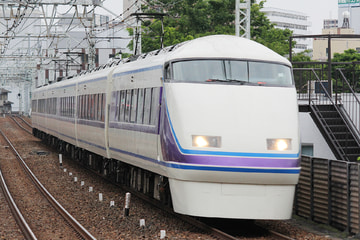 東武鉄道  100系 