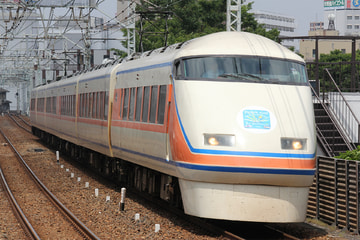 東武鉄道  100系 104F