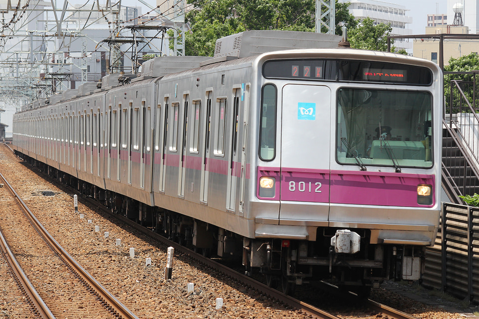 メトロ8000系8112F<br class="br-sp" />(8112編成)の写真
