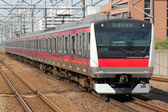 E233系ケヨ502編成を新浦安駅で撮影した写真