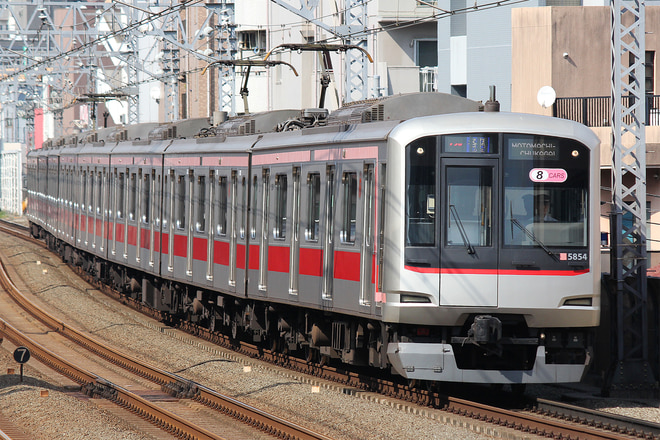 5050系5154Fを武蔵小杉駅で撮影した写真