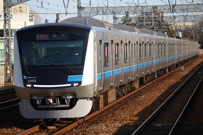 5000型5053×10を和泉多摩川駅で撮影した写真