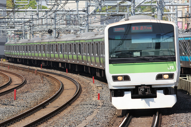 E231系トウ515編成を御徒町駅で撮影した写真