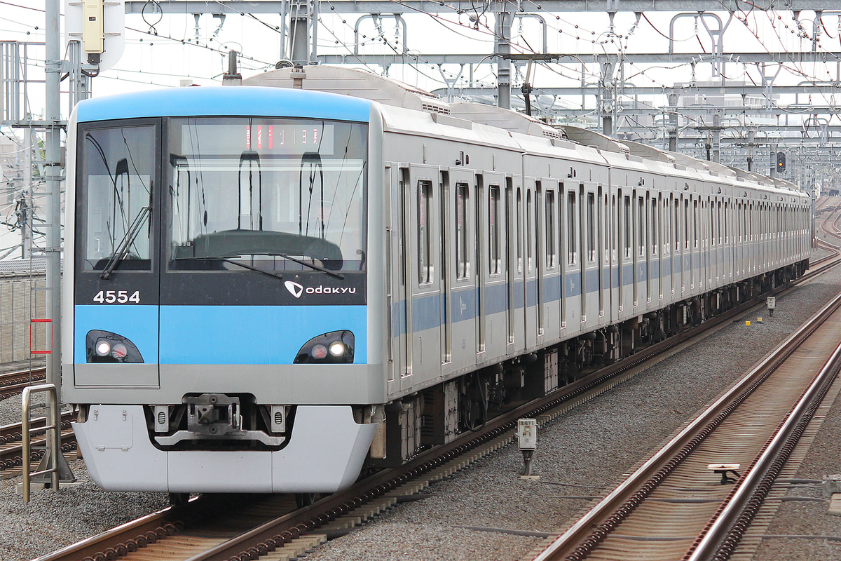 小田急電鉄  4000形 4054F