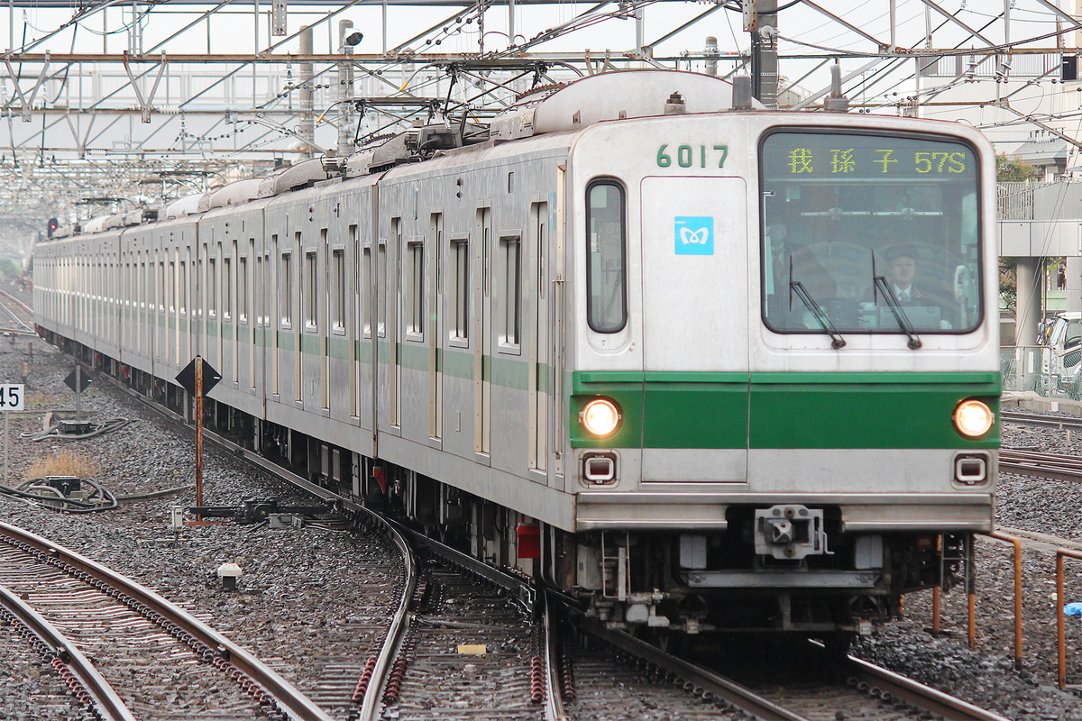 東京メトロ  6000系 6117F