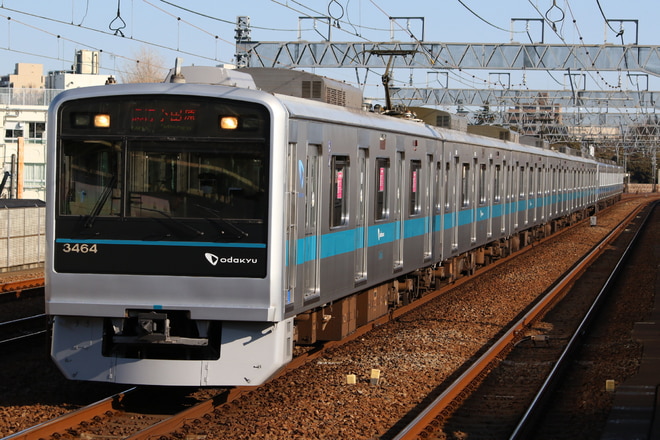 3000型3264×6を和泉多摩川駅で撮影した写真