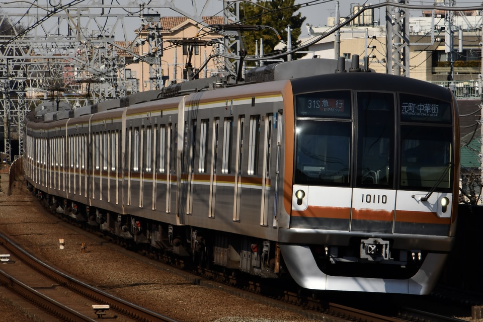 メトロ10000系10110F<br class="br-sp" />(10110編成)の写真